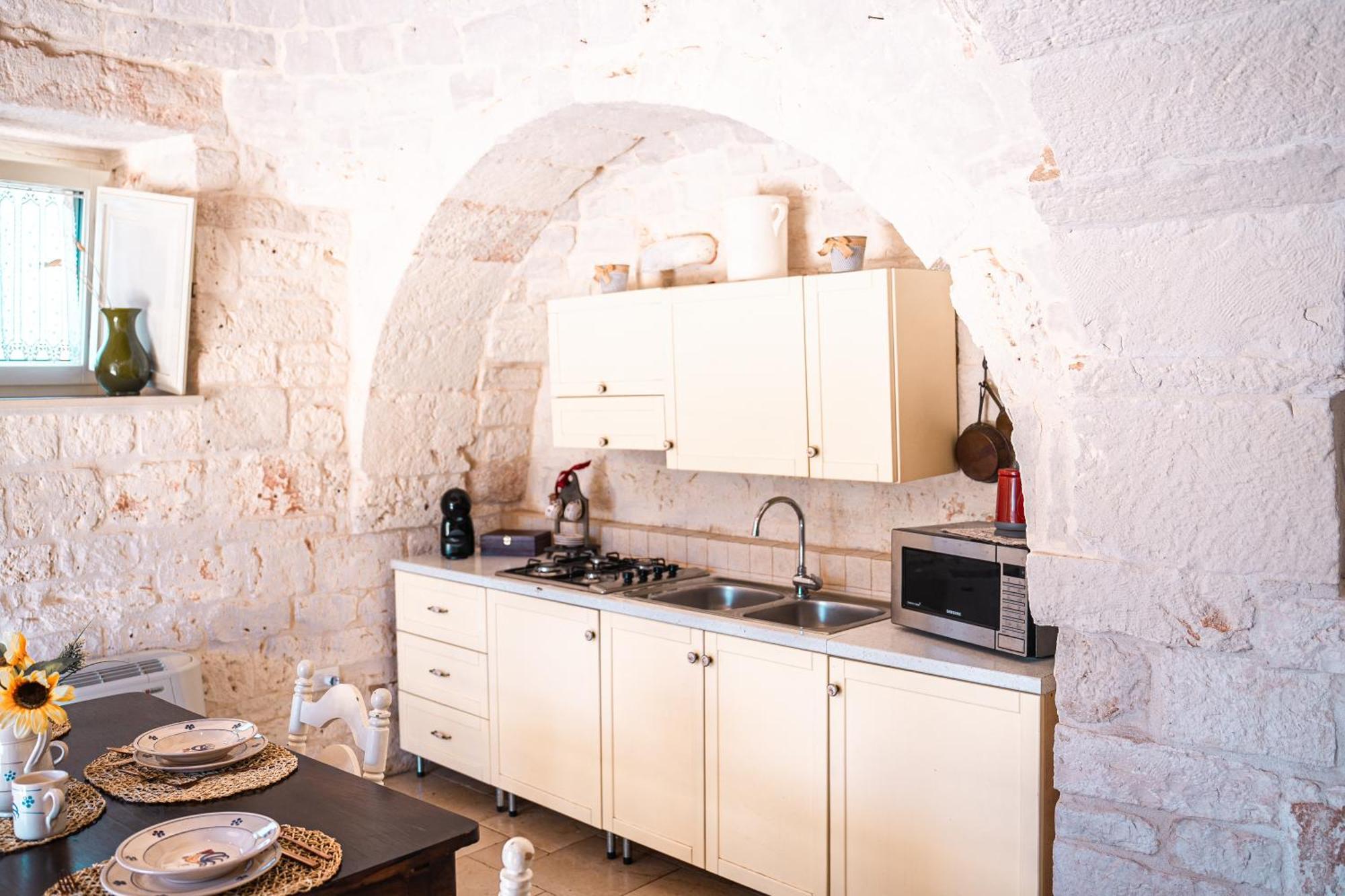 Trulli Beauty Pinnacolo โลโกโรตอนโด ภายนอก รูปภาพ